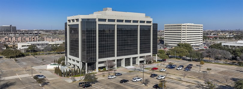 Weitzman facilitates sale of Las Colinas office tower